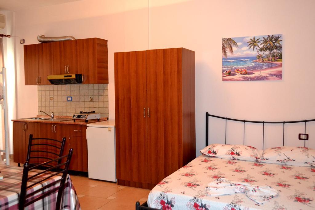 Nuovo Sun Golem Hotel Голем Екстериор снимка